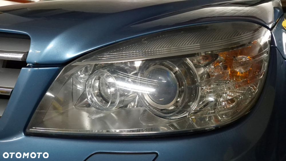 Mercedes-Benz Klasa C 250 CDI BlueEff Avantgarde - 37