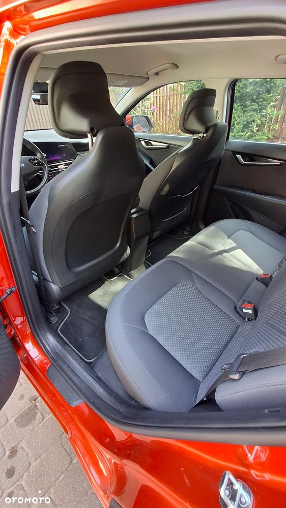 Kia Niro 64kWh M - 8