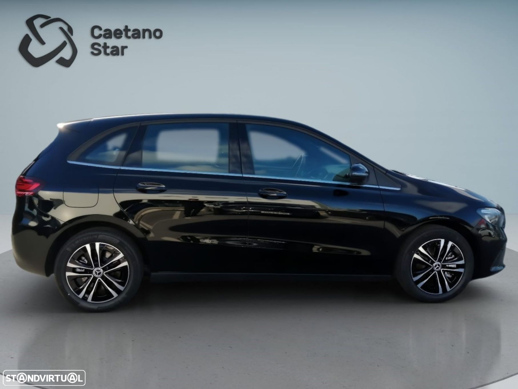 Mercedes-Benz B 250 e - 11
