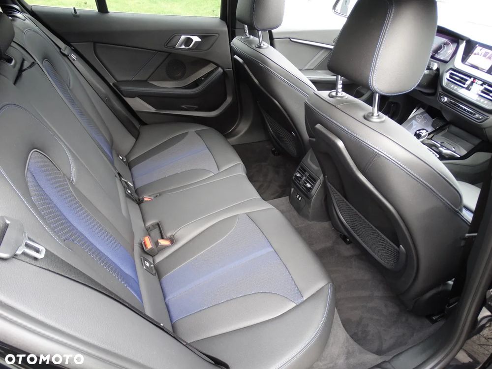 BMW Seria 1 118d M Sport Shadow - 20