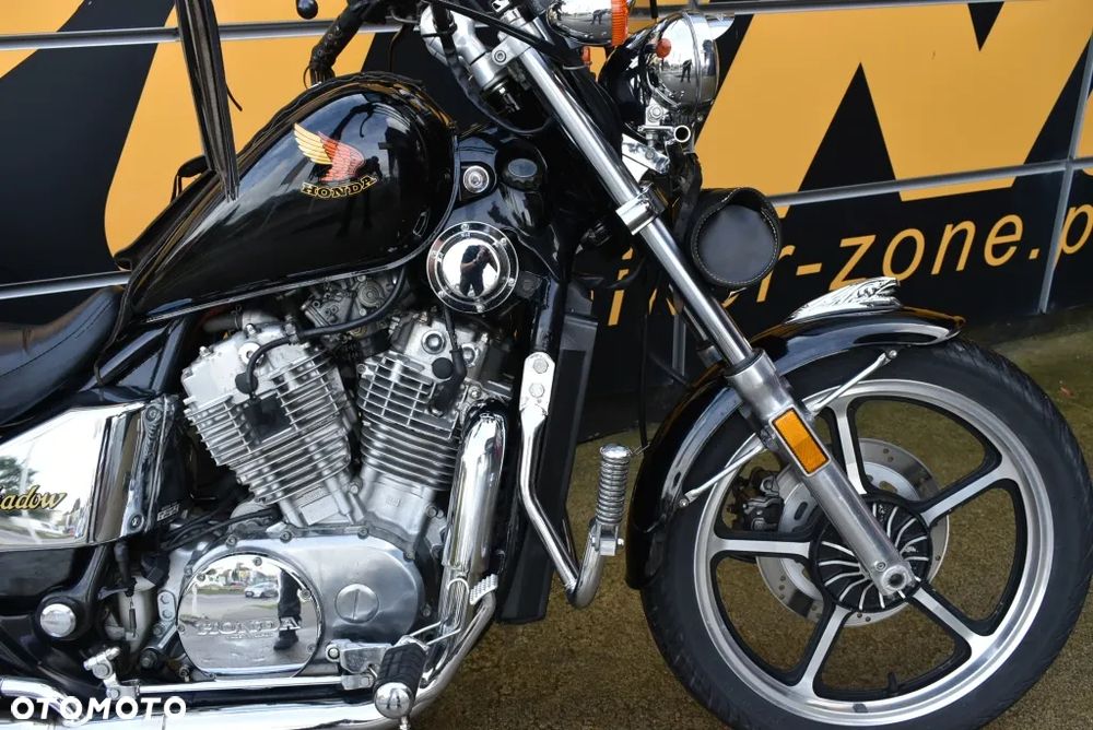 Honda Shadow - 5