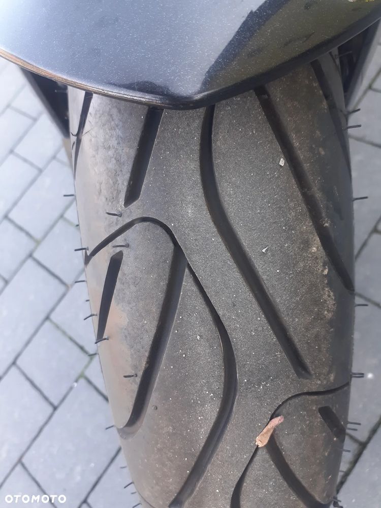 Kawasaki ER - 7