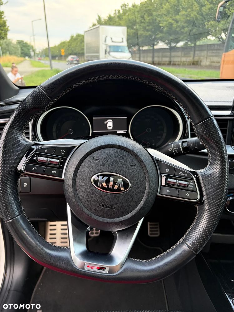 Kia ProCeed 1.4 T-GDI OPF GT LINE - 13