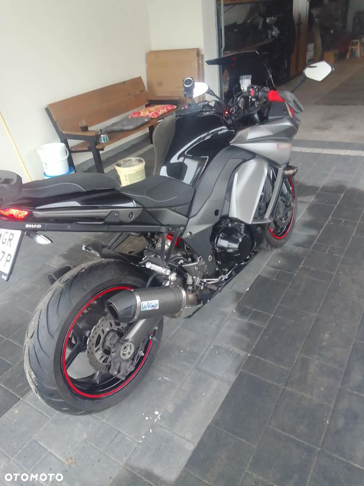 Kawasaki Ninja 1000 SX - 3