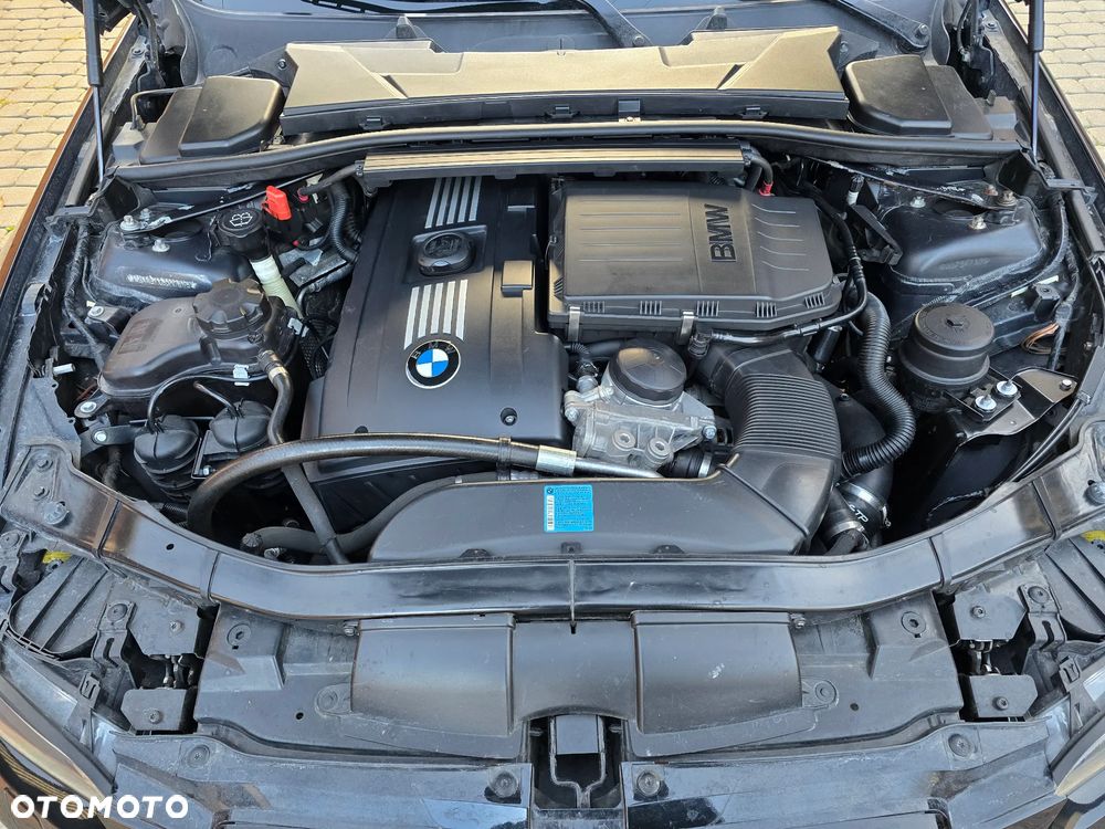 BMW Seria 3 335i - 16