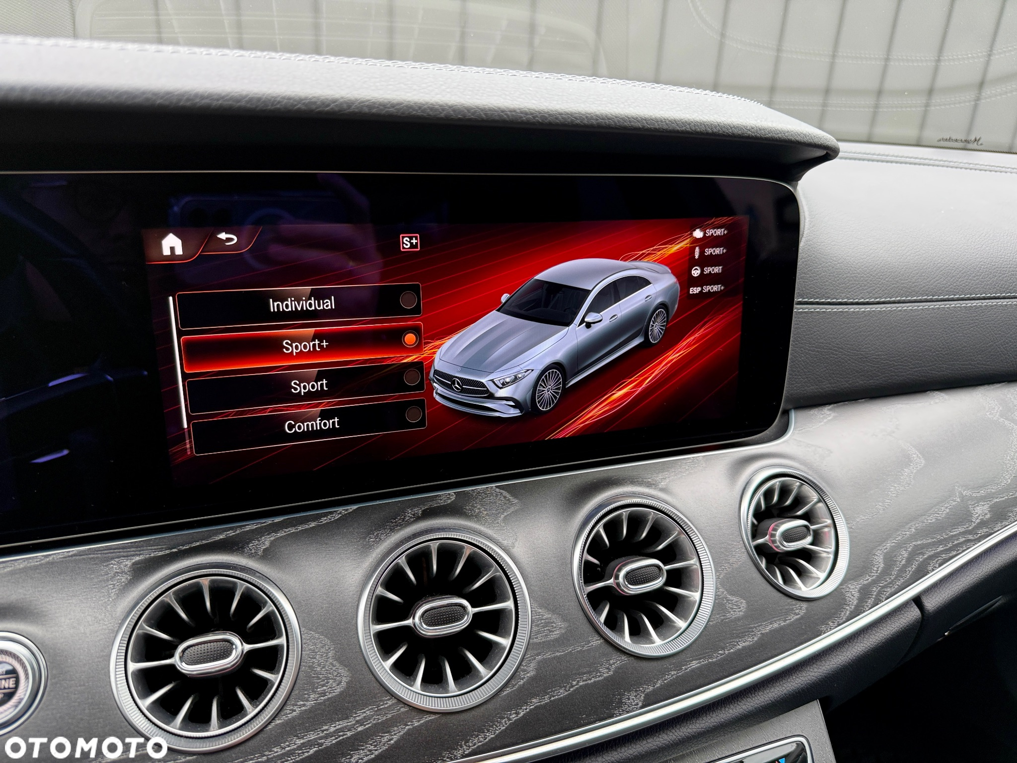 Mercedes-Benz CLS 400 d 4-Matic AMG - 35