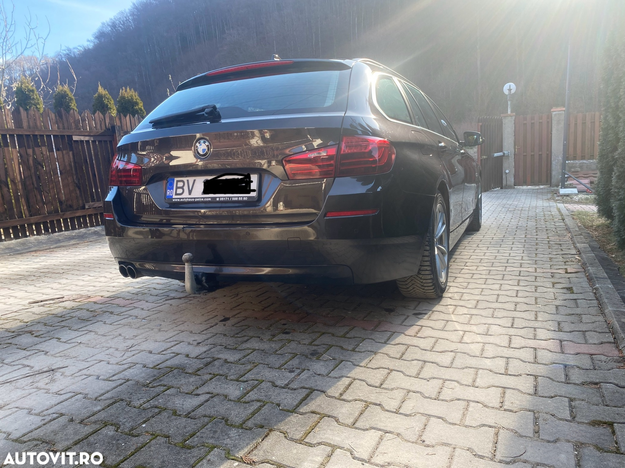 BMW Seria 5 520d Touring Aut. Luxury Line - 4