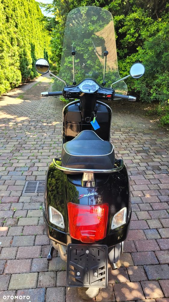 Piaggio Vespa - 35