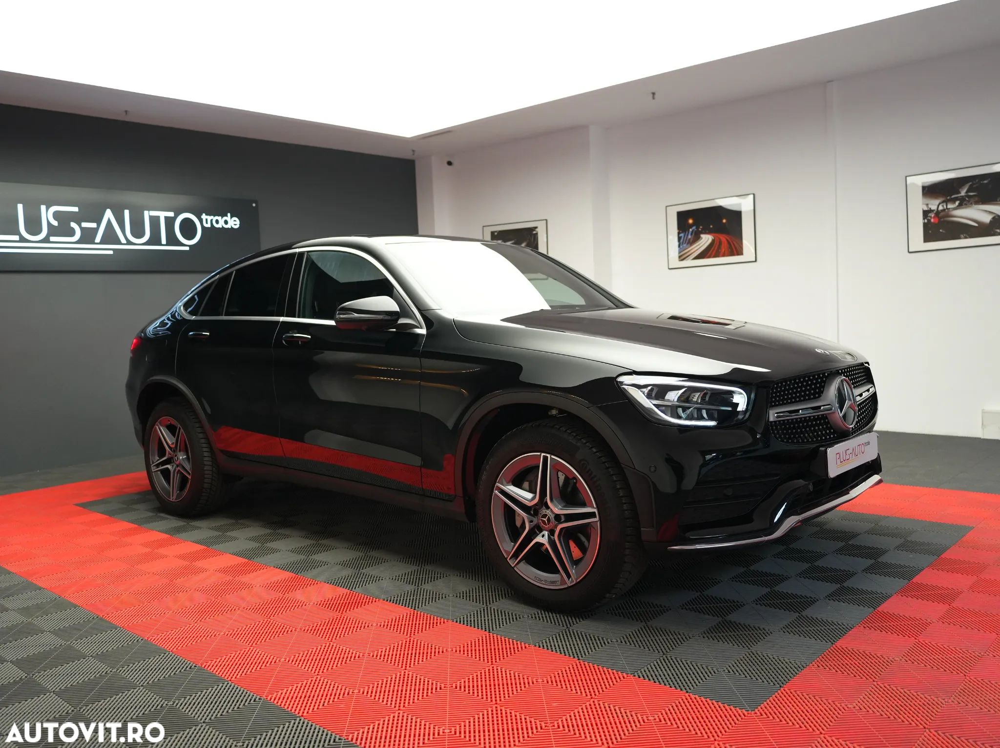 Mercedes-Benz GLC 300 4MATIC MHEV - 1