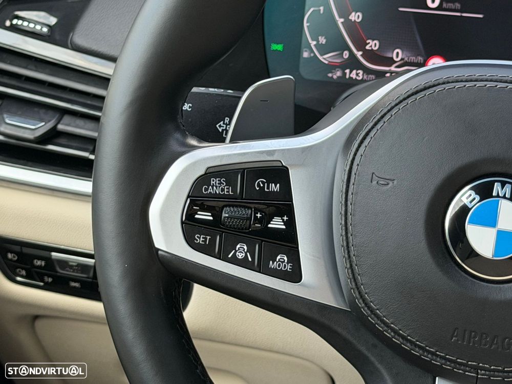 BMW X5 45 e xDrive Pack M - 43