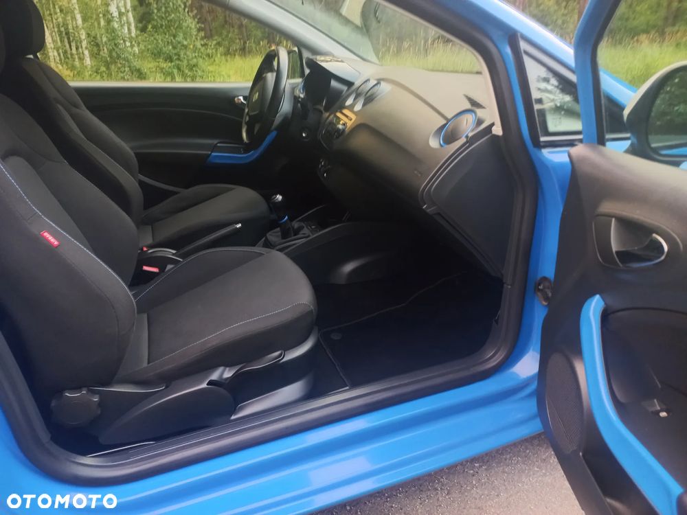 Seat Ibiza SC 1.4 16V Sport - 23