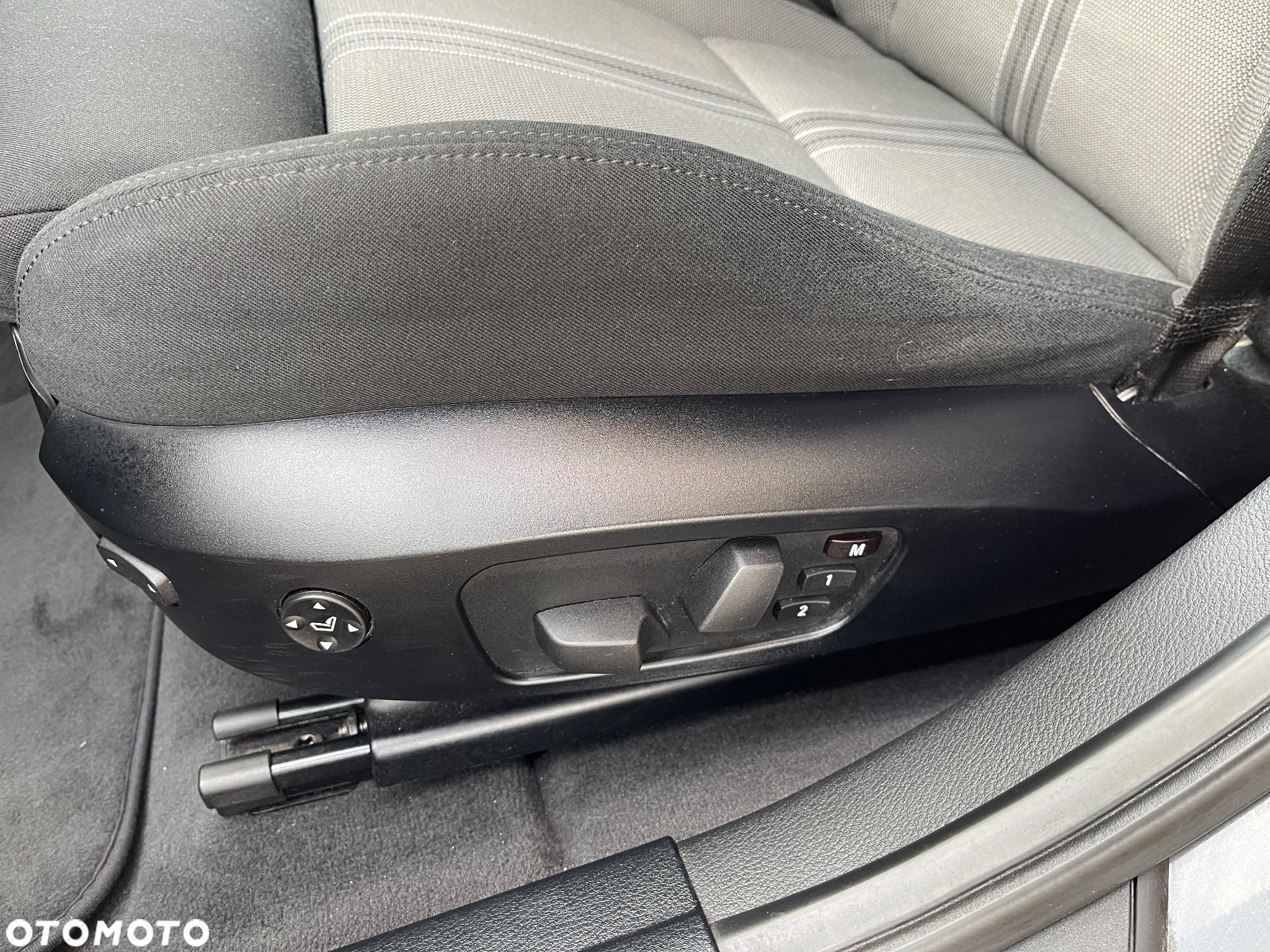 BMW X1 xDrive20i Sport Line - 12