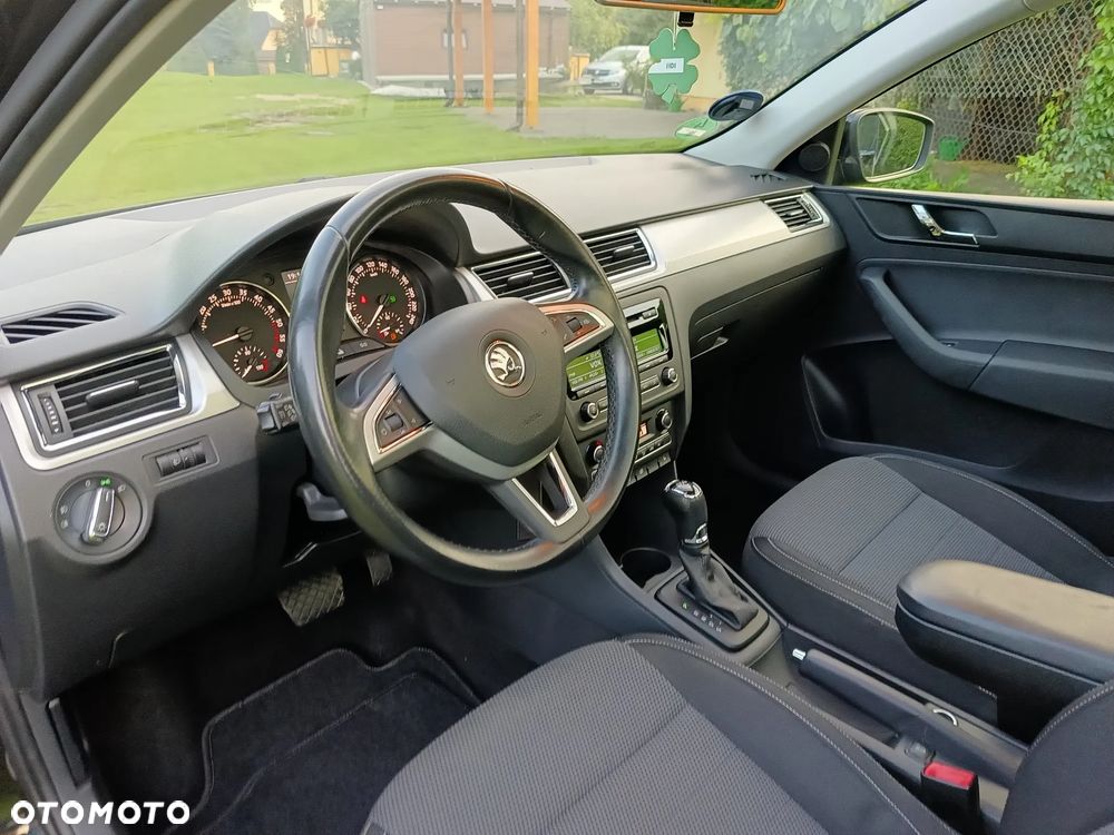 Skoda RAPID 1.6 TDI DSG Style+ - 8