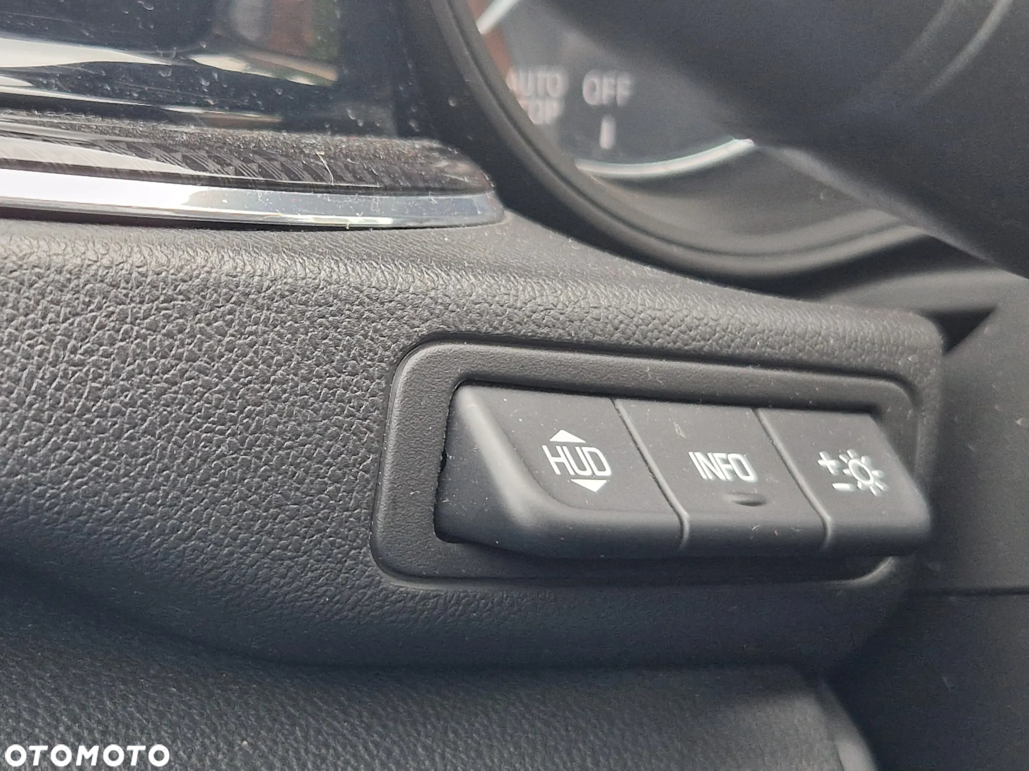 Opel Insignia 2.0 CDTI Elegance S&S - 32