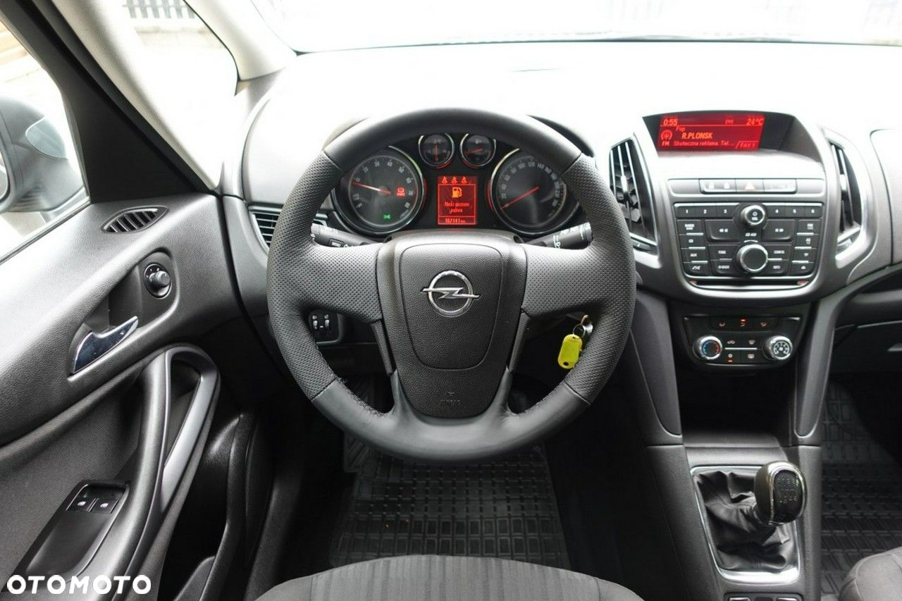 Opel Zafira - 15