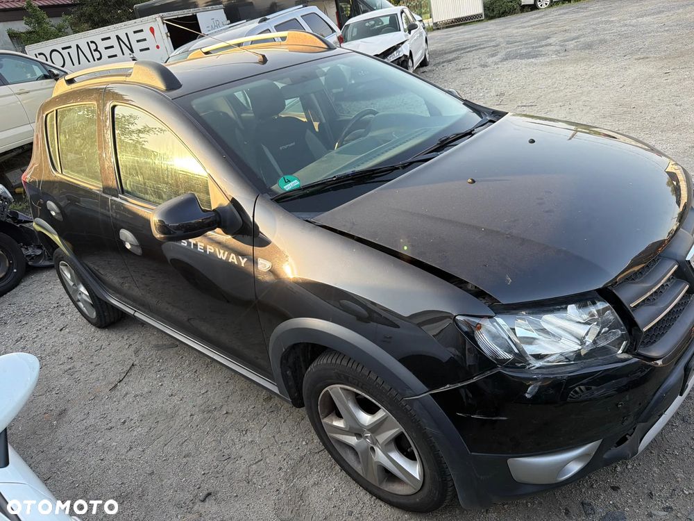 Dacia Sandero Stepway TCe 90 (S&S) Celebration - 3