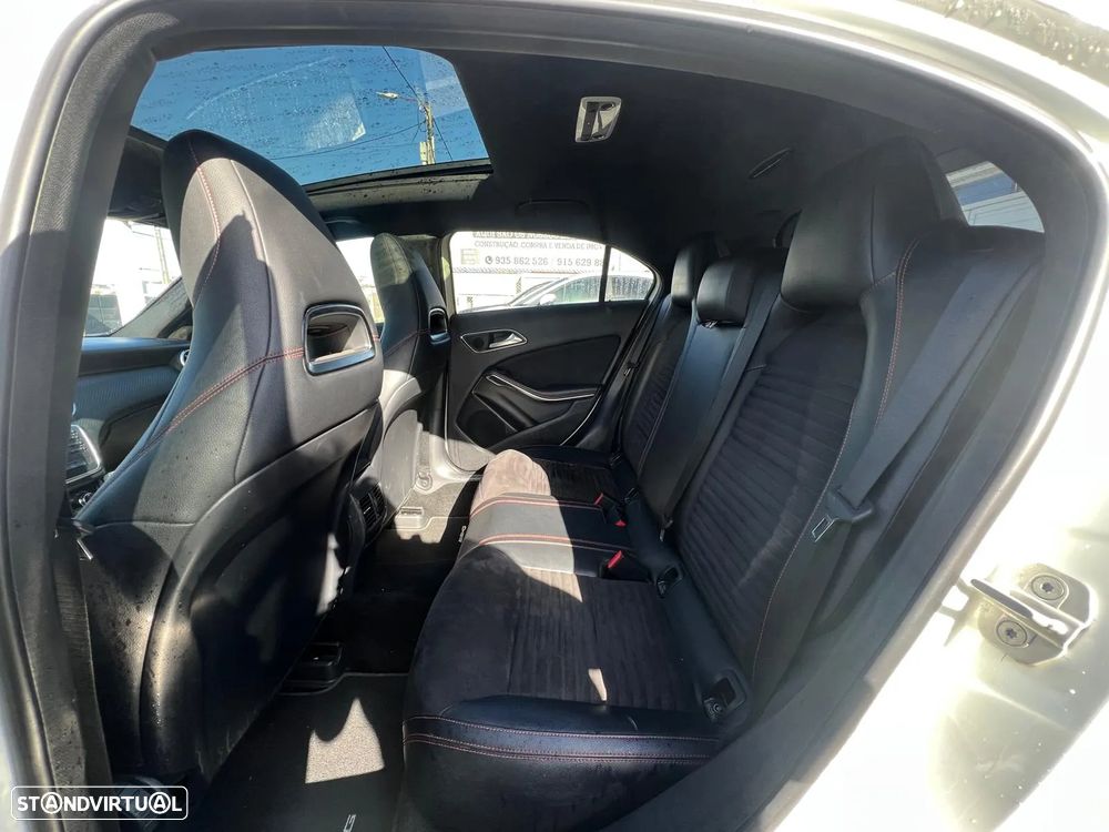 Mercedes-Benz A 180 CDI AMG Line - 21