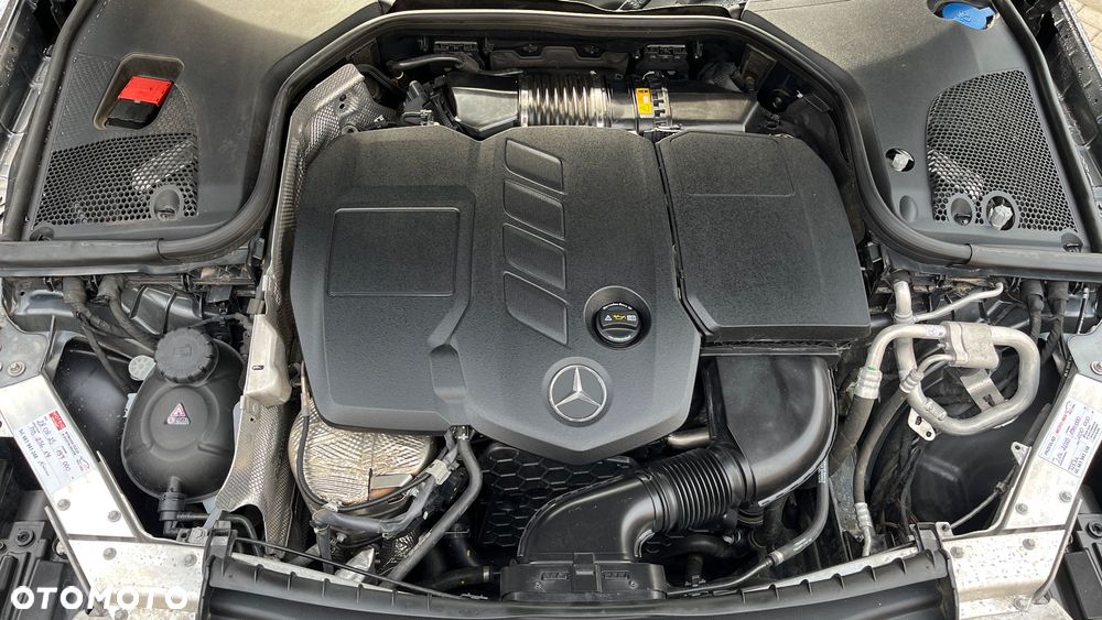Mercedes-Benz Klasa E 220 d 9G-TRONIC - 14