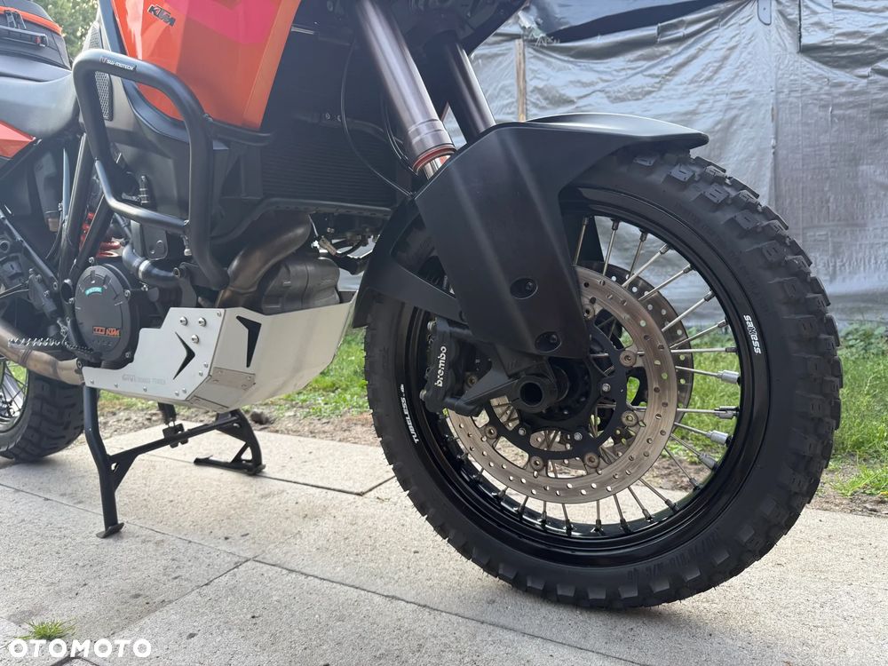 KTM Adventure - 8