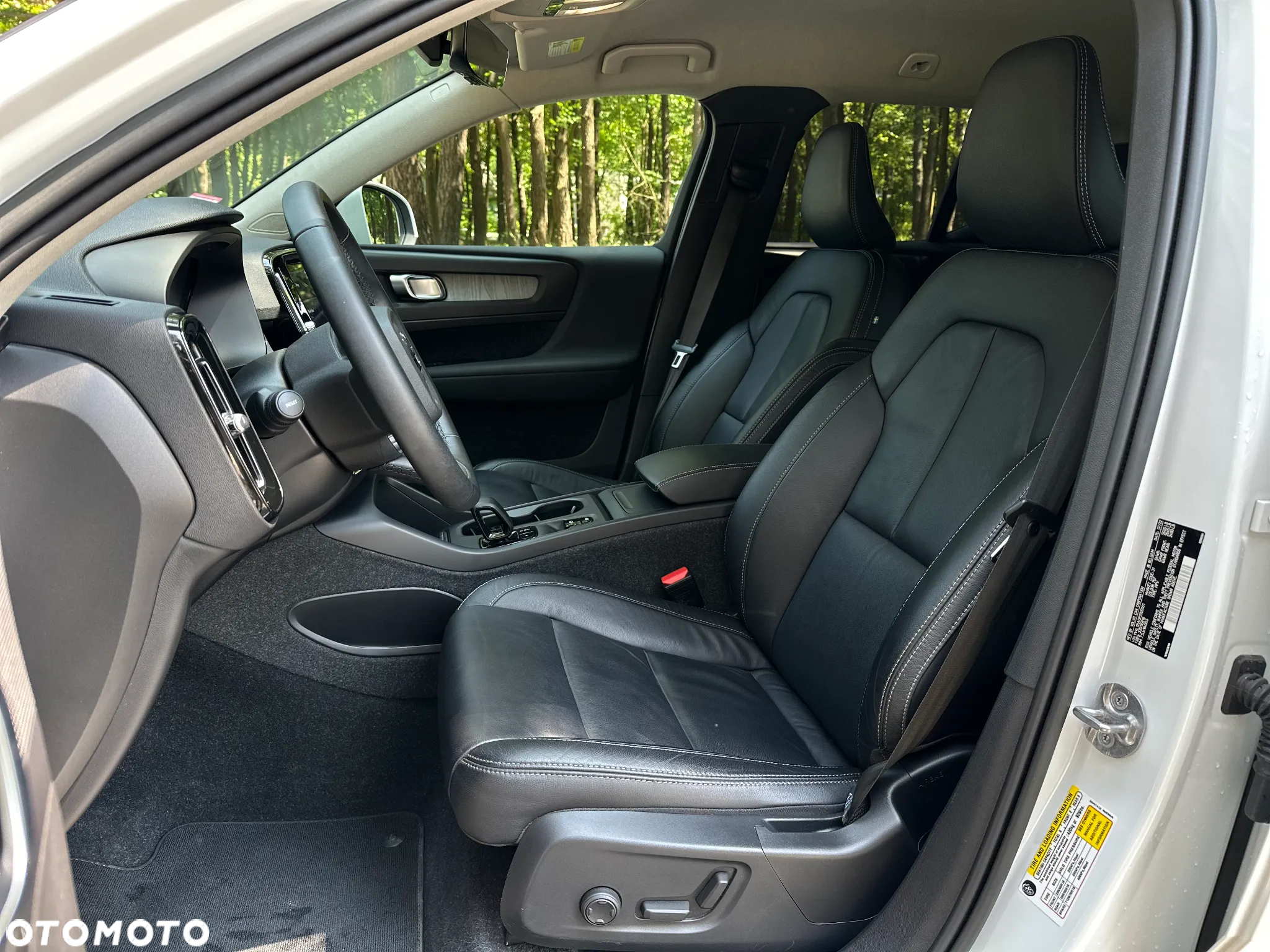 Volvo XC 40 B5 AWD Ultimate Dark - 12