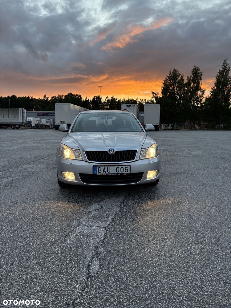 Skoda Octavia - 2