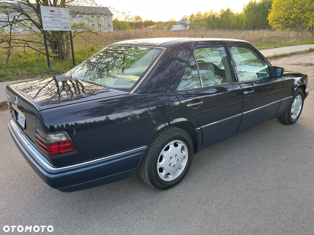 Mercedes-Benz Klasa E - 6