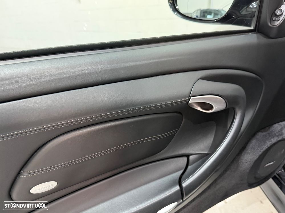 Porsche 911 (996) Carrera 4 S - 15