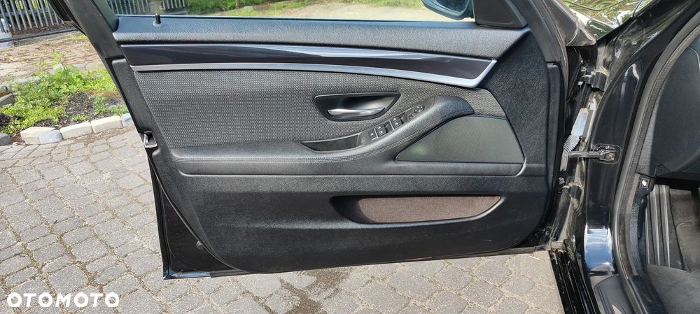 BMW Seria 5 520d - 18