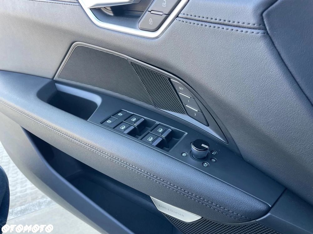 Audi e-tron GT 60 93kWh Quattro - 38
