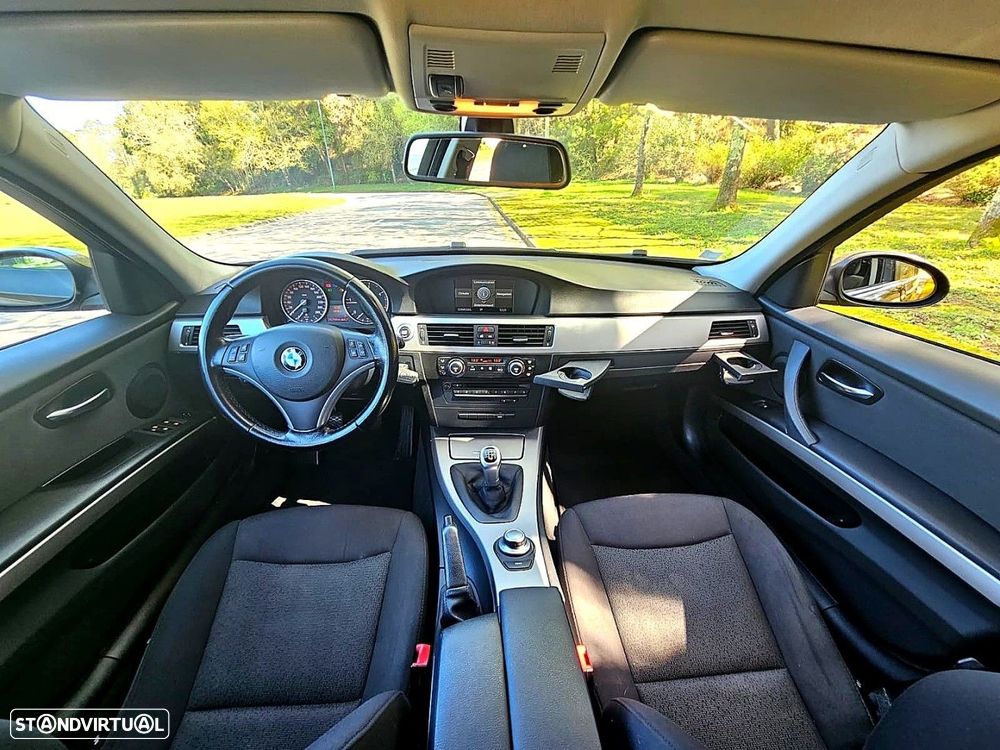 BMW 318 d DPF Edition Exclusive - 14