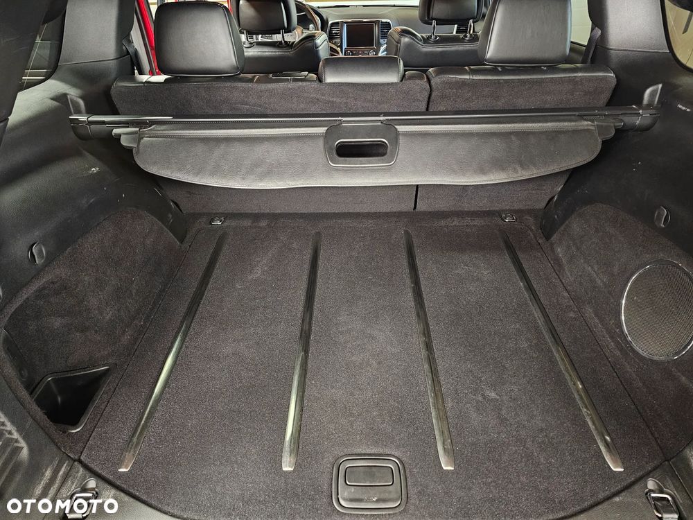 Jeep Grand Cherokee 6.4 V8 SRT8 - 11