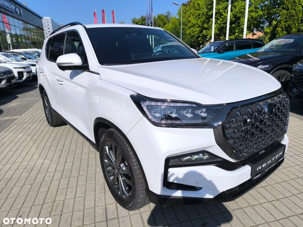 SsangYong/KGM Rexton - 5