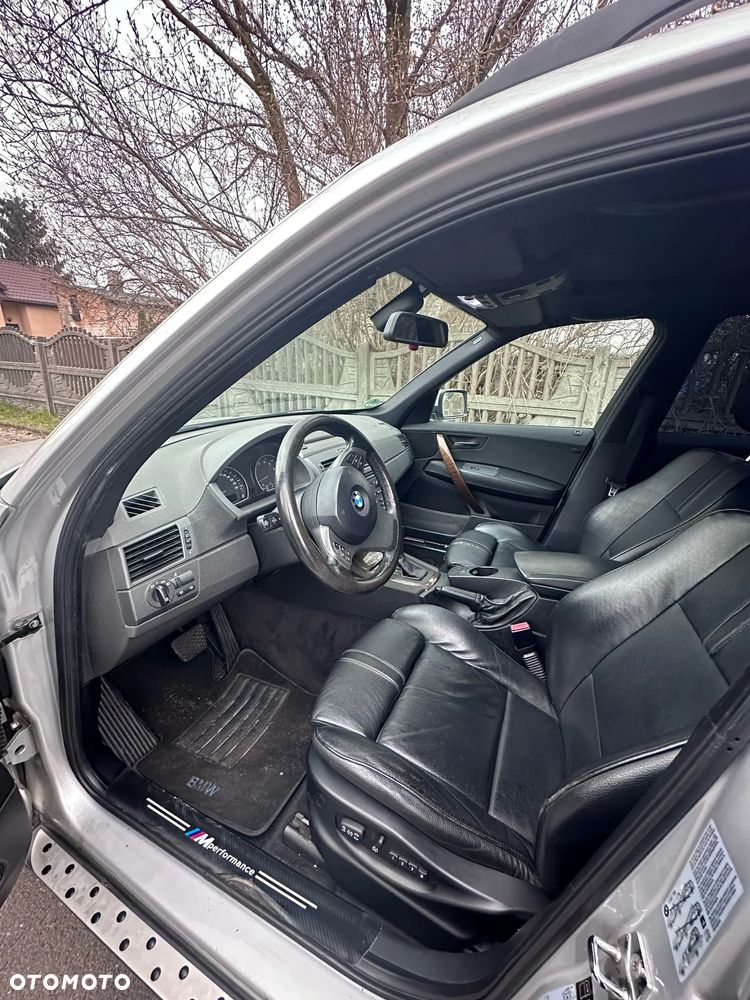 BMW X3 3.0i - 8
