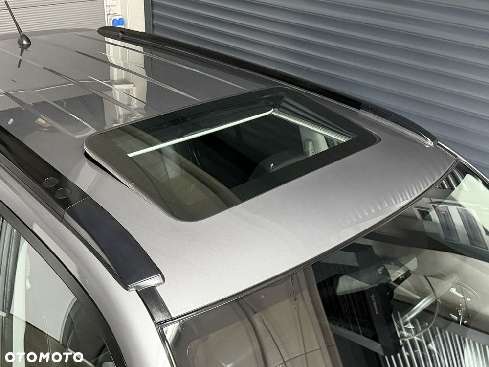 Suzuki Grand Vitara - 32