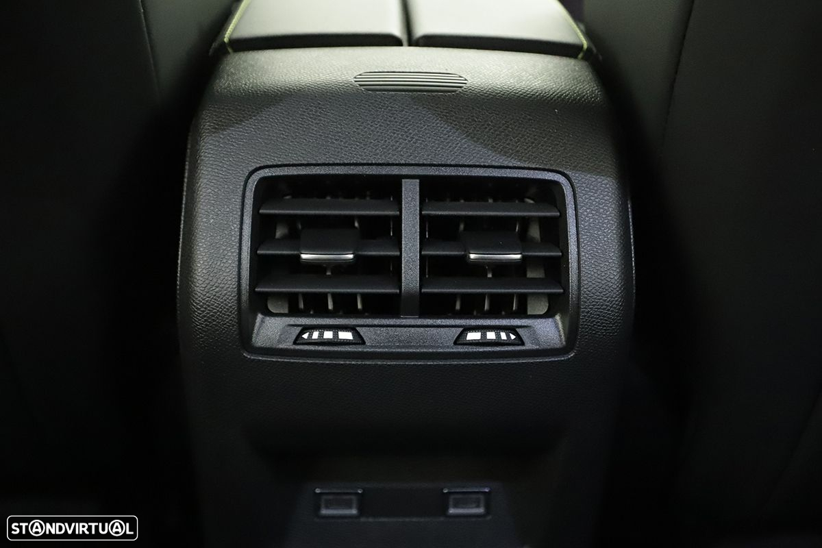 Peugeot 308 SW 1.2 PureTech GT EAT8 - 23