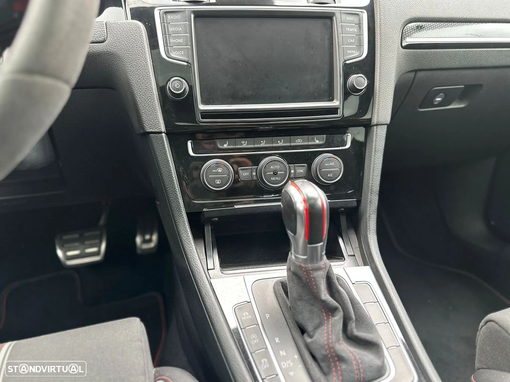 VW Golf GTI Clubsport DSG - 27