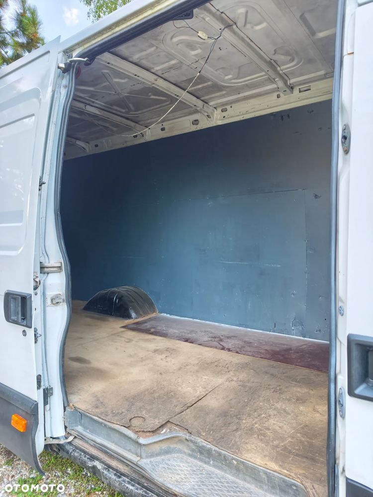 Iveco Daily 35C15 - 14
