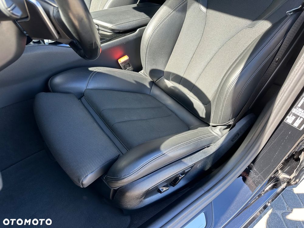 BMW Seria 5 520d Sport Line sport - 15