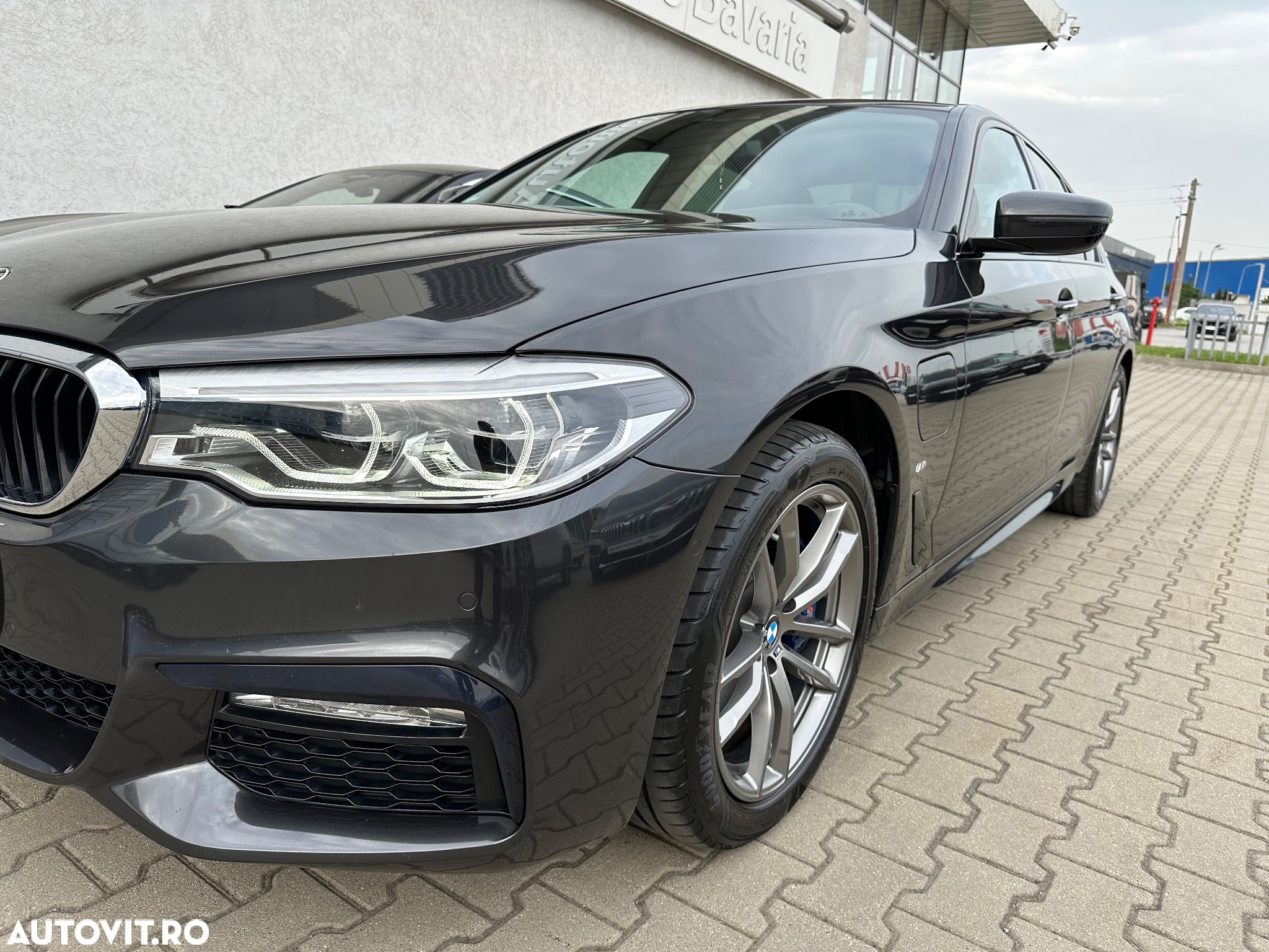 BMW Seria 5 530e AT PHEV - 5