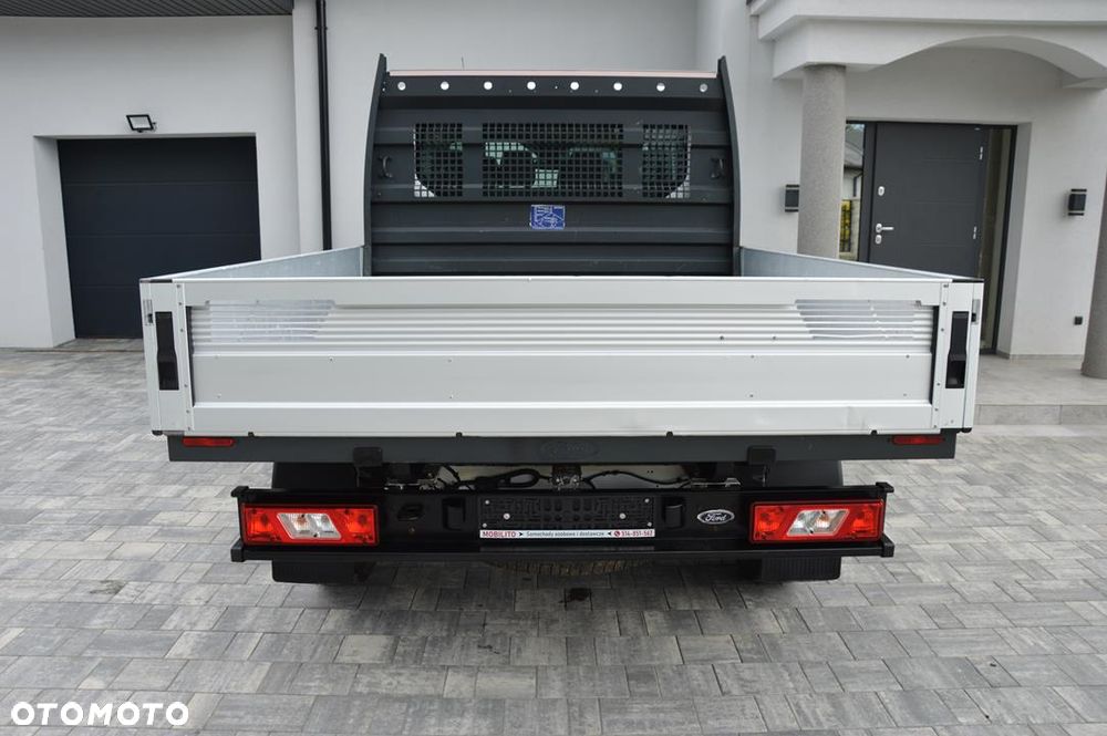 Ford Transit - 4