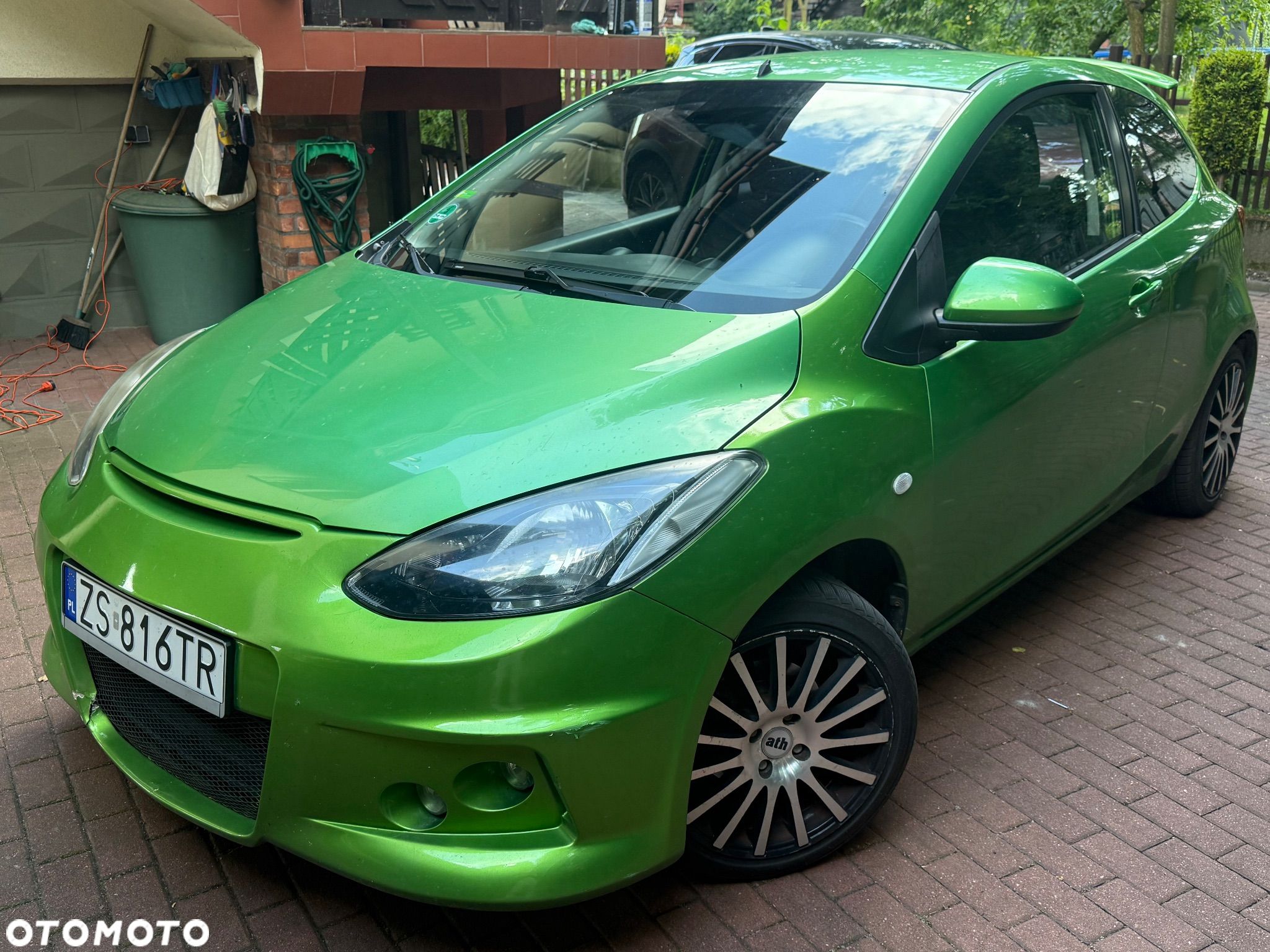 Mazda 2 - 1