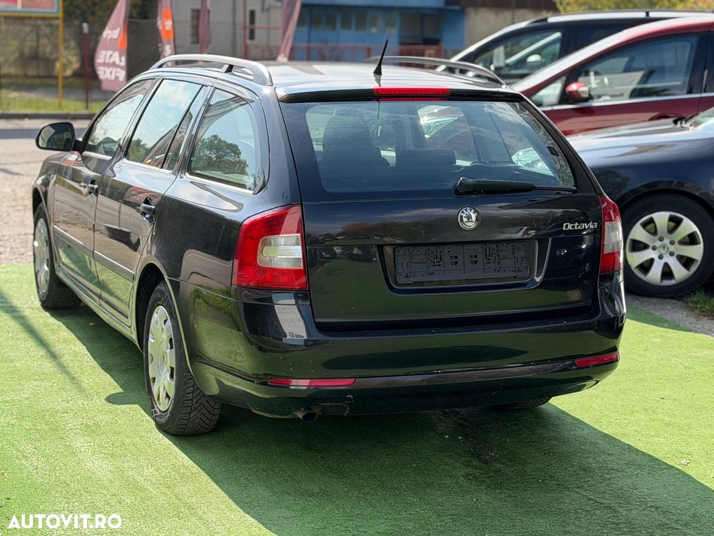 Skoda Octavia - 8