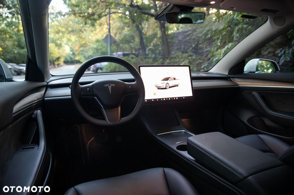 Tesla Model 3 Long Range AWD Premium - 14