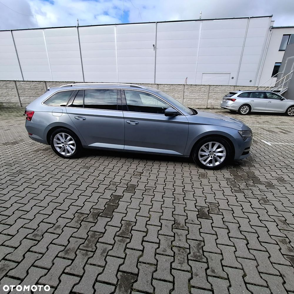 Skoda Superb 2.0 TDI SCR Ambition DSG - 3