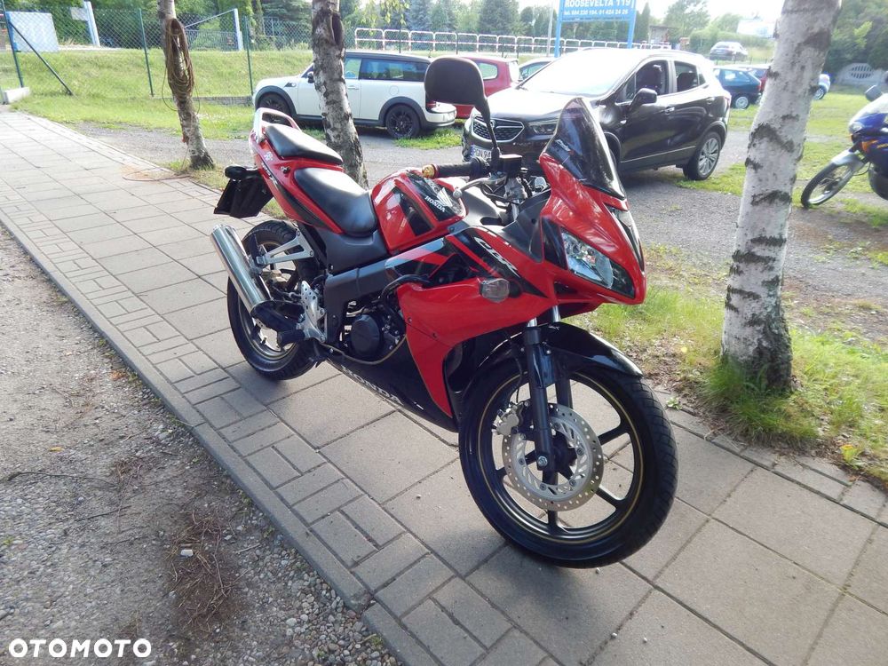 Honda CBR - 1