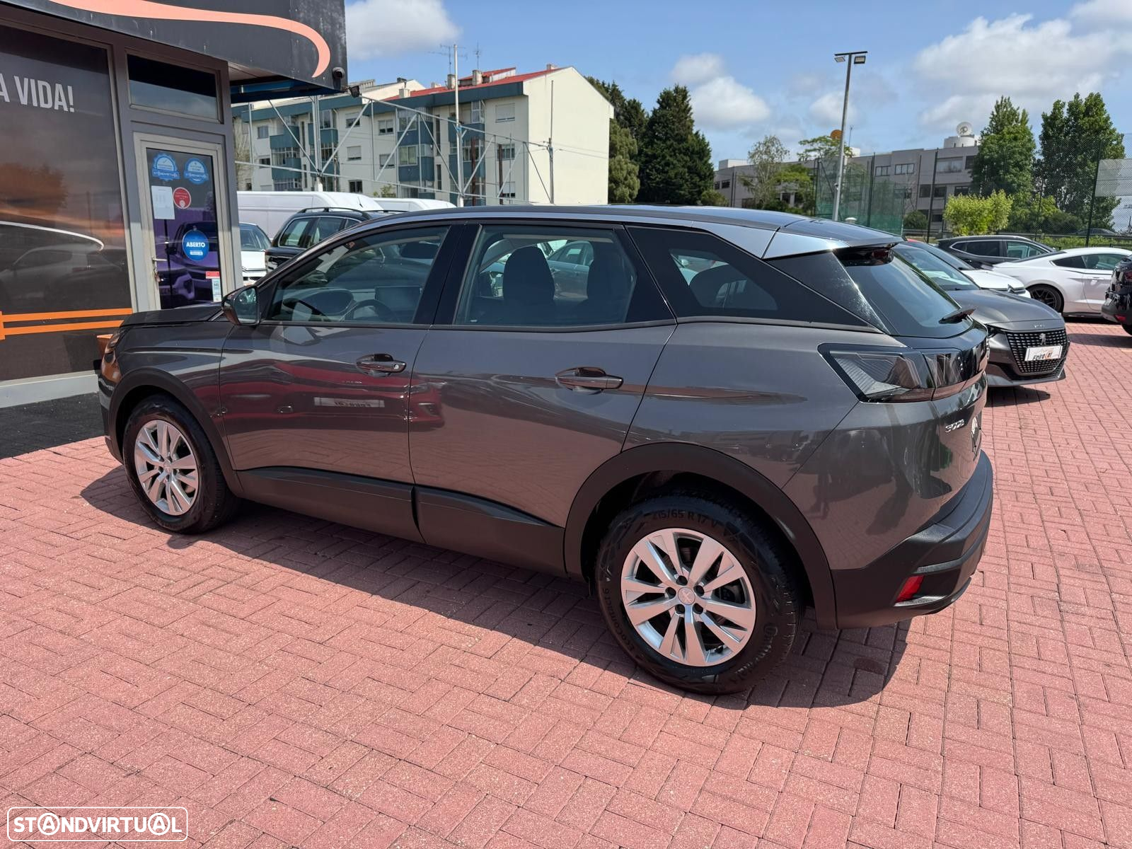 Peugeot 3008 1.5 BlueHDi Active Pack EAT8 - 37