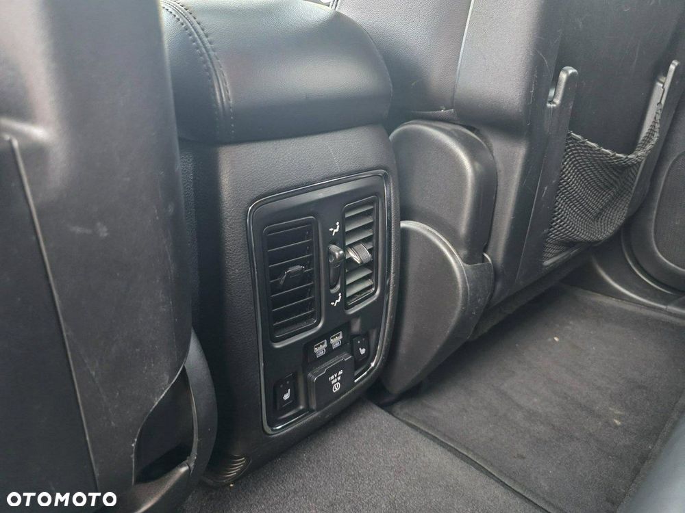 Dodge Durango - 32