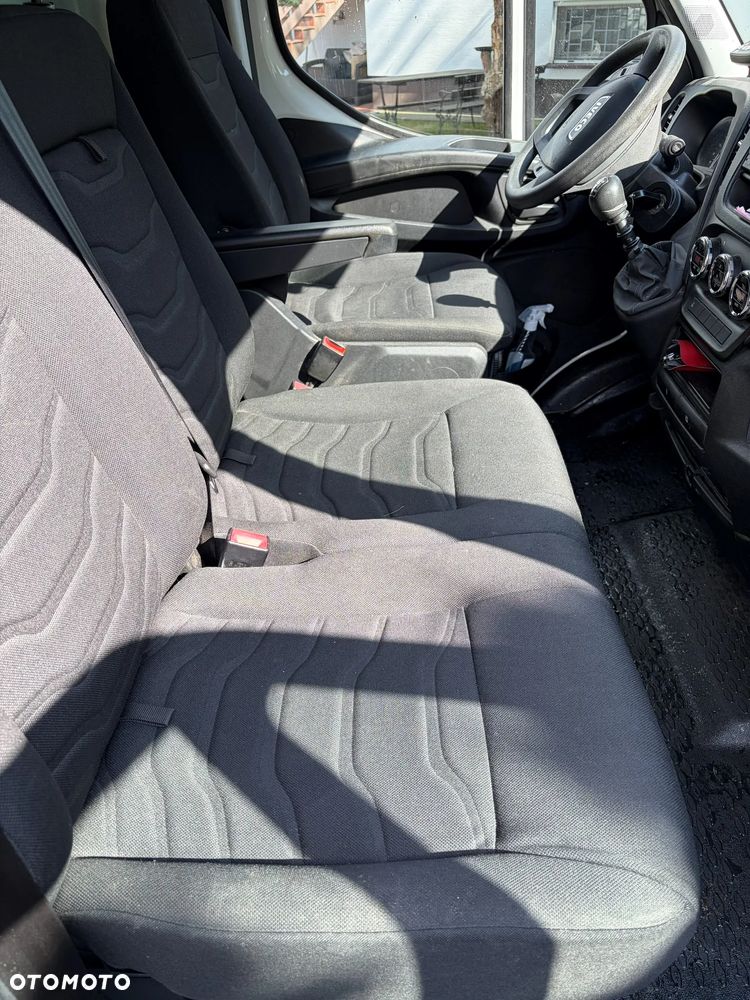 Iveco DAILY 35C15 - 11