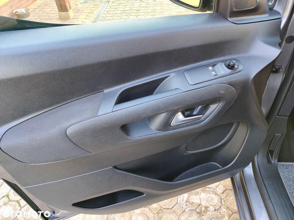 Opel Combo - 26