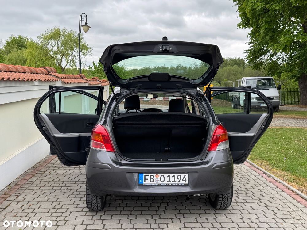 Toyota Yaris - 27
